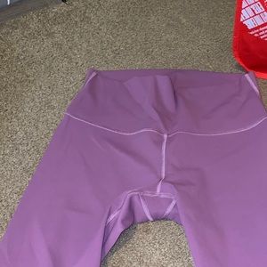 Lululemon wonder under size 8
